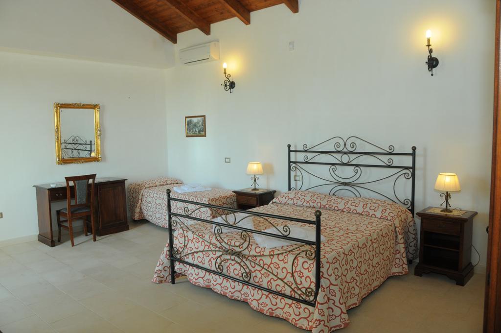 Agriturismo Masseria Quaremme Carpignano Salentino Rom bilde