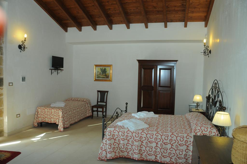Agriturismo Masseria Quaremme Carpignano Salentino Eksteriør bilde