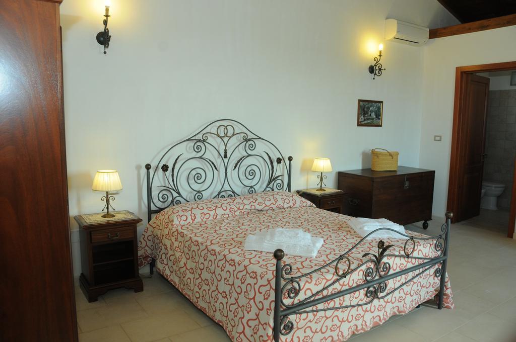 Agriturismo Masseria Quaremme Carpignano Salentino Rom bilde